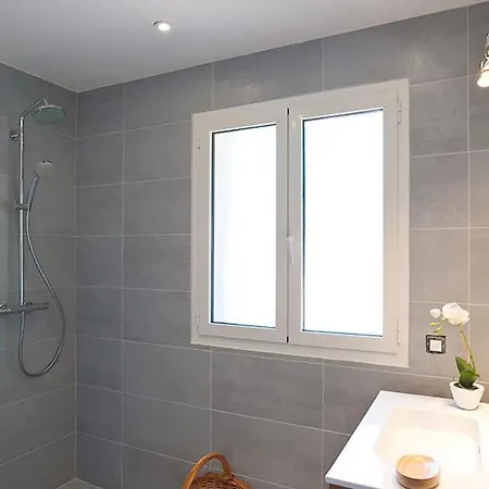 Tarrabucceta Sleeps 2 Pool Air Con Wifi * Figari (Corsica)