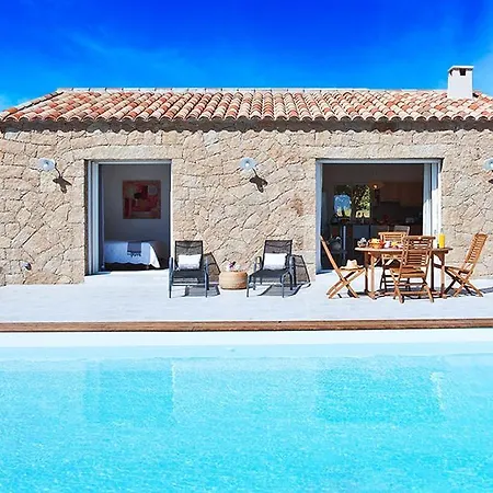 Villa Tarrabucceta Sleeps 2 Pool Air Con Wifi Figari (Corsica)